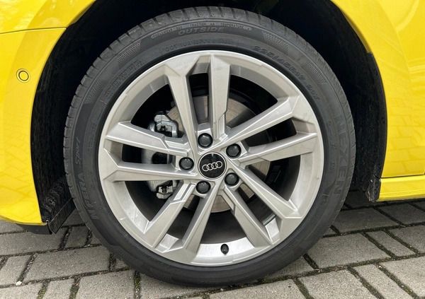 Audi A3 cena 121900 przebieg: 12512, rok produkcji 2023 z Toruń małe 254